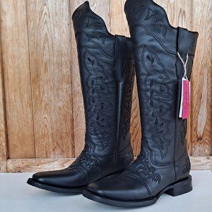 LACY BOOTS - Frost Style Tall Buckaroo - 9.5C with 17" Calf